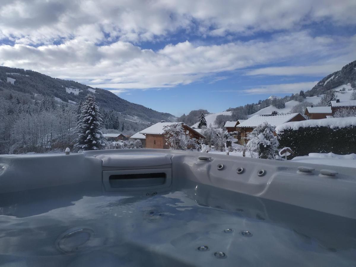 A4 Km De Megeve Tres Joli Studio Avec Jacuzzi ,Vue Sur Les Montagnes Au Calme Praz-sur-Arly Exteriör bild