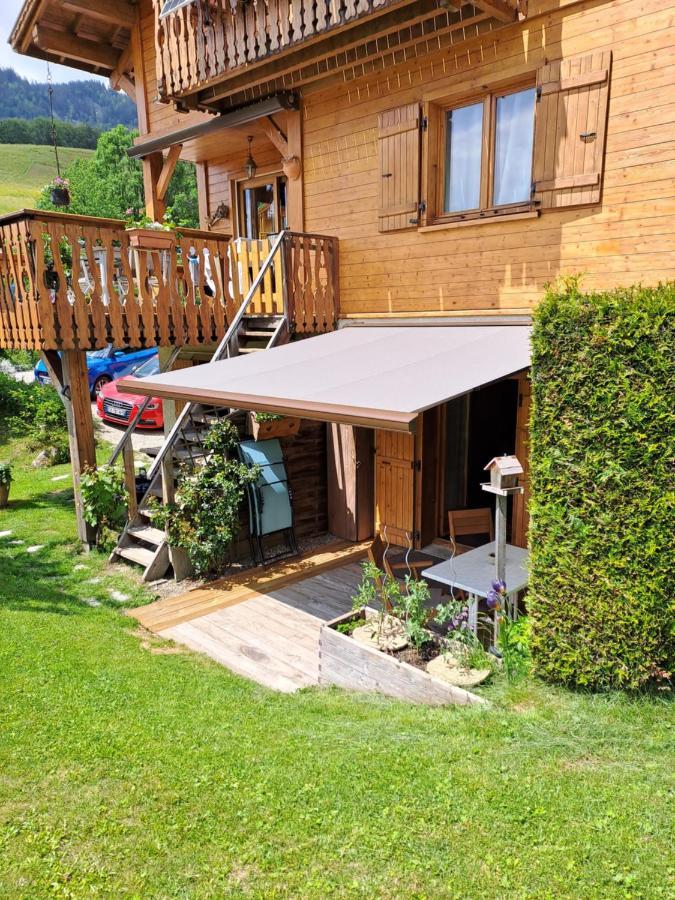 A4 Km De Megeve Tres Joli Studio Avec Jacuzzi ,Vue Sur Les Montagnes Au Calme Praz-sur-Arly Exteriör bild